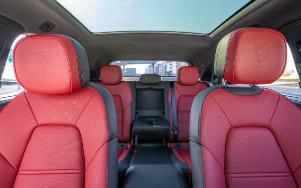  Grey Porsche Cayenne Coupe Photo 7