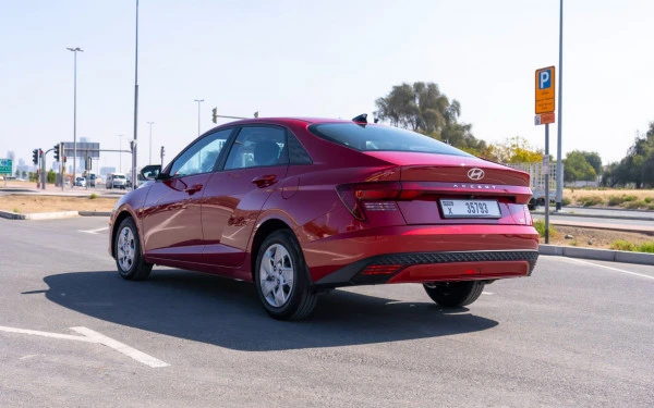  Red Hyundai Accent Photo 6