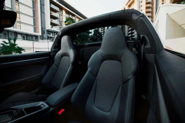  Red Porsche 911 Targa 4 Photo 6