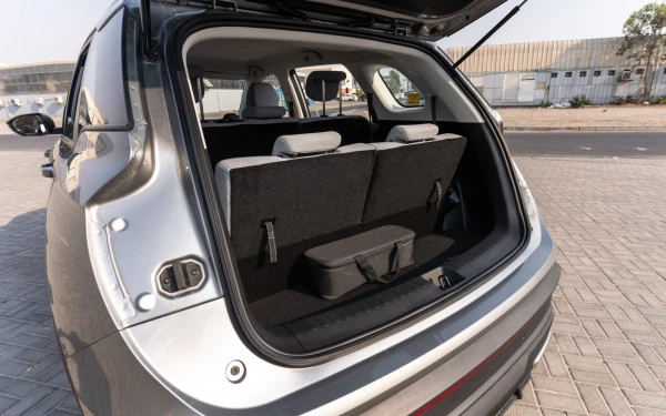  Silver Chevrolet Captiva Photo 9