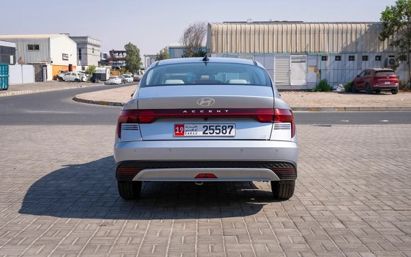  Silver Hyundai Accent Photo 6