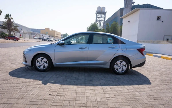  Silver Hyundai Accent Photo 7