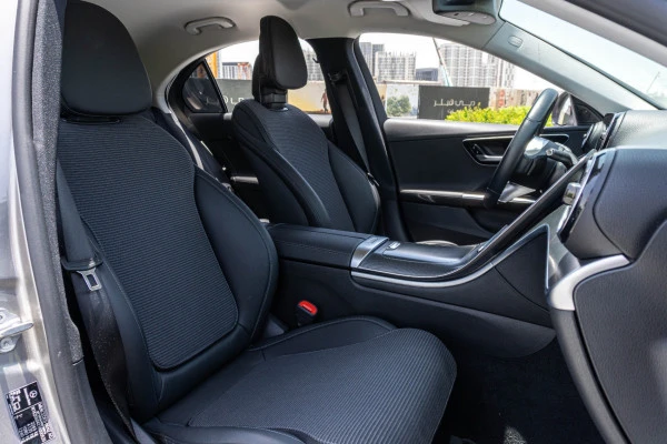  Silver Mercedes C200 Photo 5