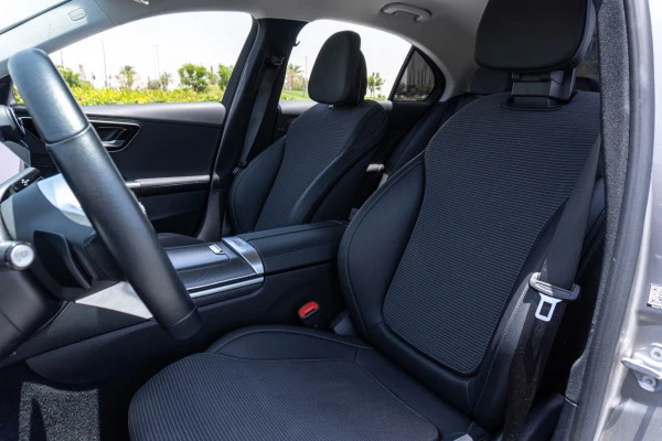  Silver Mercedes C200 Photo 7