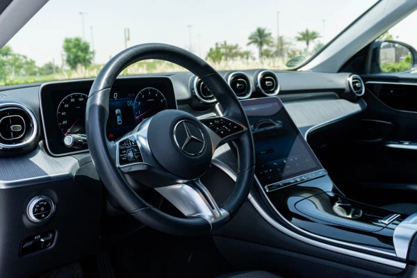  Silver Mercedes C200 Photo 8