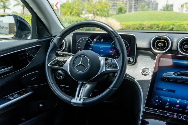  Silver Mercedes C200 Photo 9