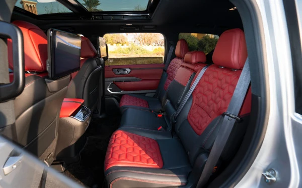  Silver Nissan Patrol Platinum V6 Photo 6