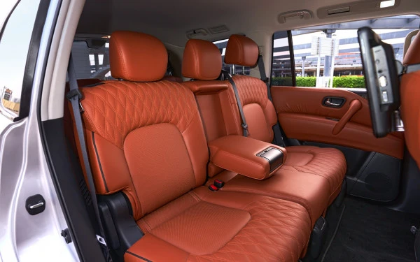  Silver Nissan Patrol V6 Photo 8