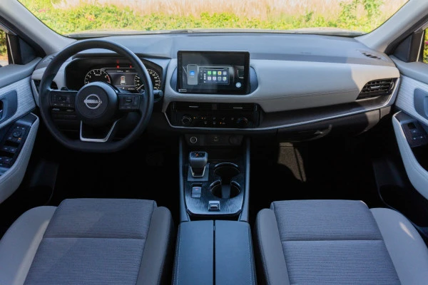  Silver Nissan Xtrail Photo 8