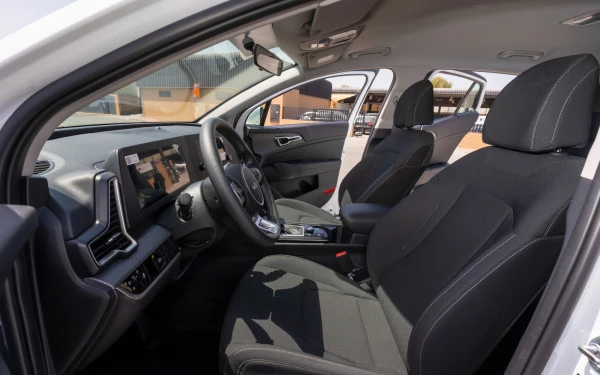  White KIA Sportage Photo 6