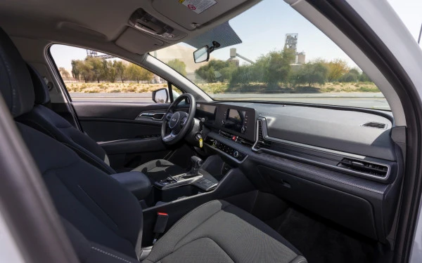  White KIA Sportage Photo 7