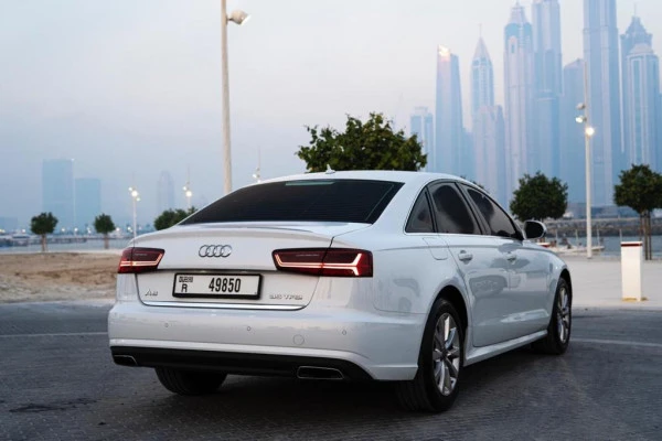  White Audi A6 Photo 2