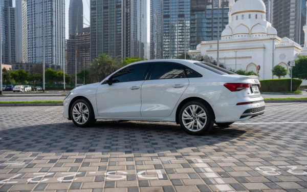  White Audi A3 Photo 2