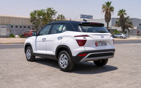 White Hyundai Creta Photo 8
