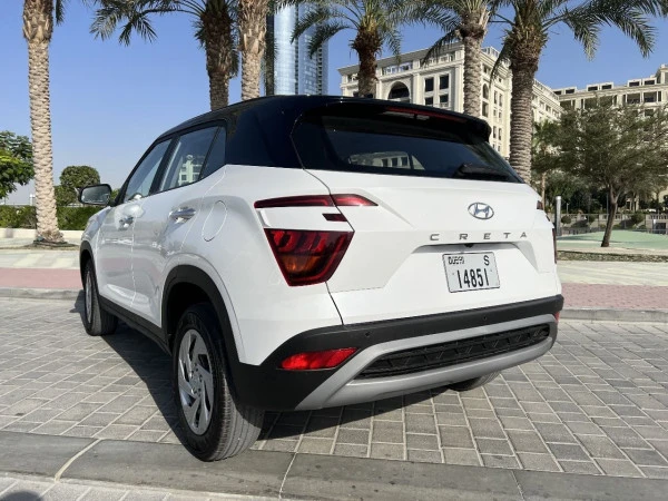  White Hyundai Creta Photo 2