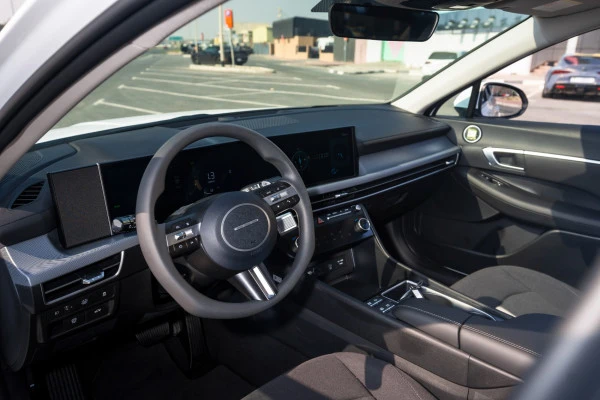  White Hyundai Sonata Photo 7