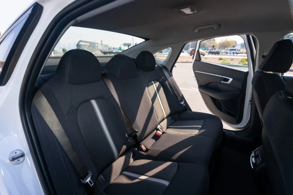  White Hyundai Sonata Photo 12