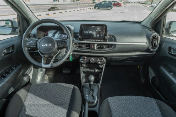  White KIA Picanto Photo 5