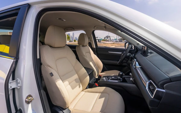  White Mazda CX5 Photo 10