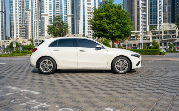  White Mercedes A220 Photo 3