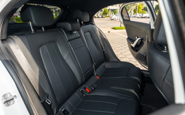  White Mercedes A220 Photo 9