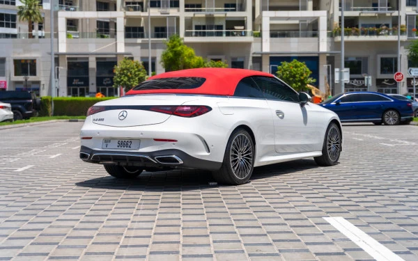  White Mercedes CLE 200 AMG cabriolet/convertible Photo 2