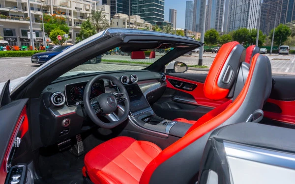  White Mercedes CLE 200 AMG cabriolet/convertible Photo 8