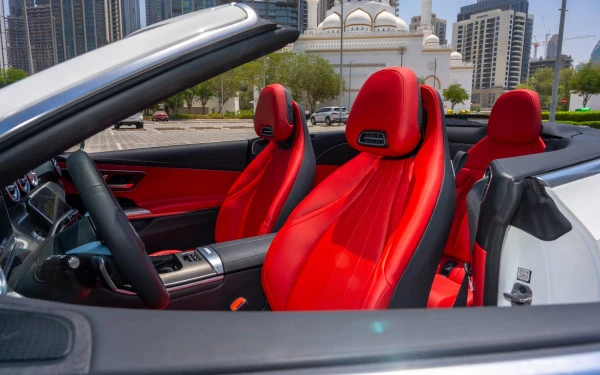  White Mercedes CLE 200 AMG cabriolet/convertible Photo 9