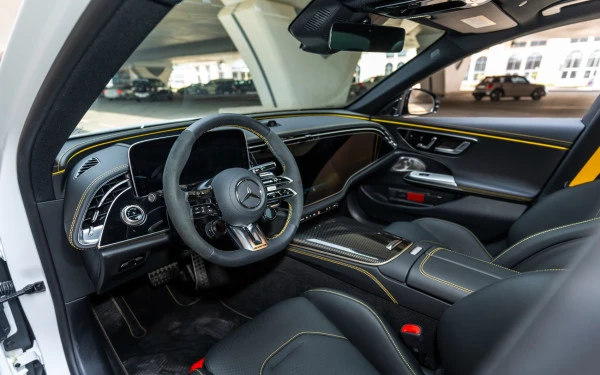  White Mercedes E53 AMG Edition 1 Photo 10