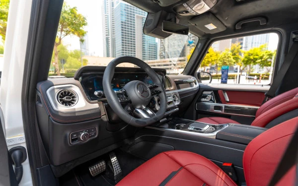  White Mercedes G63 AMG Photo 9