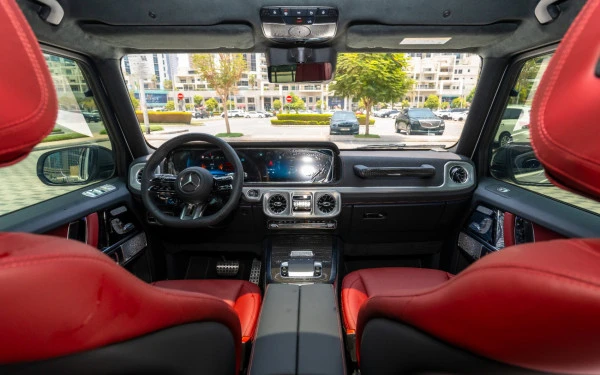  White Mercedes G63 AMG Photo 12