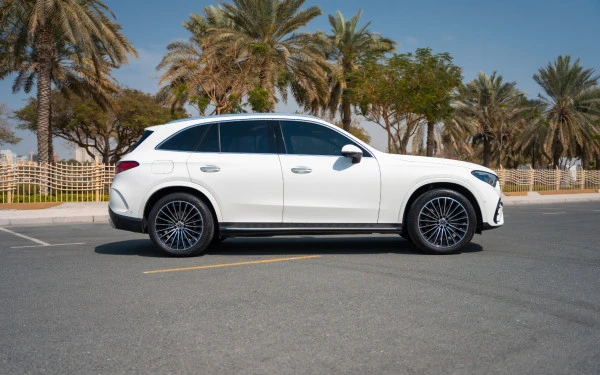  White Mercedes GLC 200 SUV Photo 3