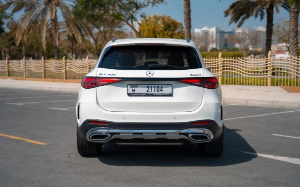  White Mercedes GLC 200 SUV Photo 5