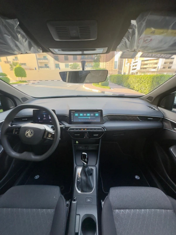  White MG3 Photo 3