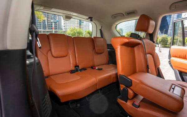  White Nissan Patrol Platinum V6 Photo 8