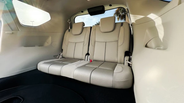  White Nissan Xterra Photo 8