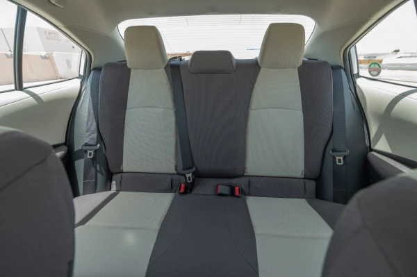  White Toyota Corolla Photo 8