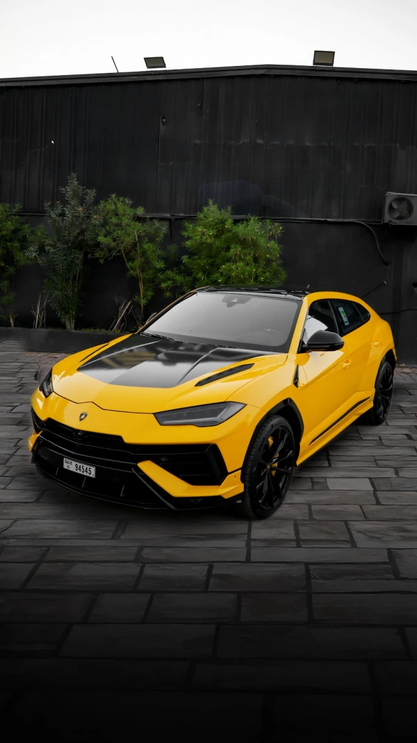  Yellow Lamborghini Urus Photo 3